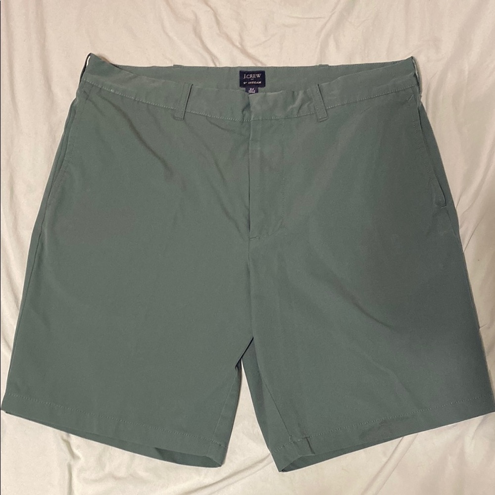 J. Crew Green Flat Front Shorts for Casual Comfort